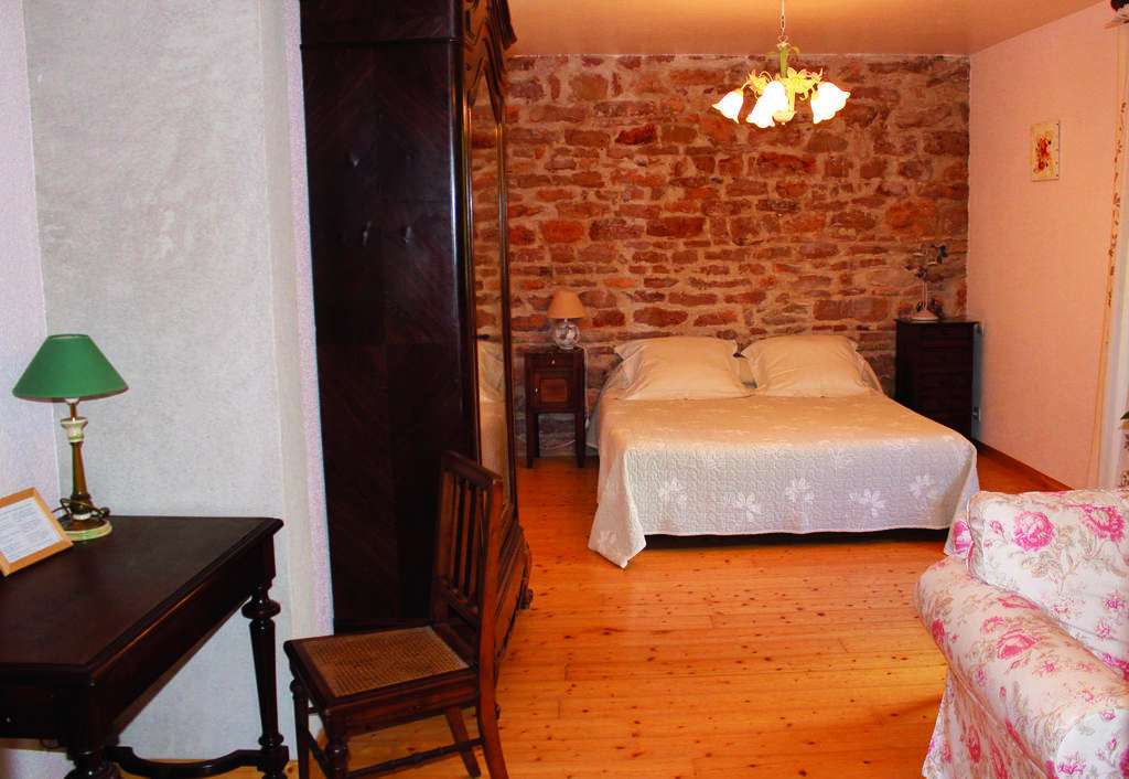 Le Lavoir Bed & Breakfast Peintre Bilik gambar