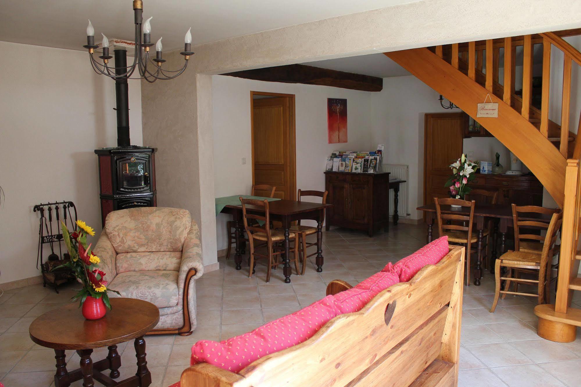 Le Lavoir Bed & Breakfast Peintre Luaran gambar
